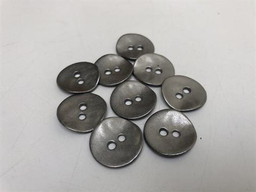 Tin knap - asymmetrisk og med 2 huller, 18 mm 